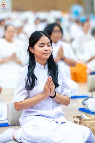 ภาพ No.329049:วันอาทิตย์ที่ 17 พฤษภาคม พ.ศ.2569 พิธีร่วมบุญการศึกษาพระภิกษุสามเณร (หนังสือบาลี นักธรรม ทางก้าวหน้า World-Pec) ณ ห้องแก้วสารพัดนึก 2 วัดพระธรรมกาย