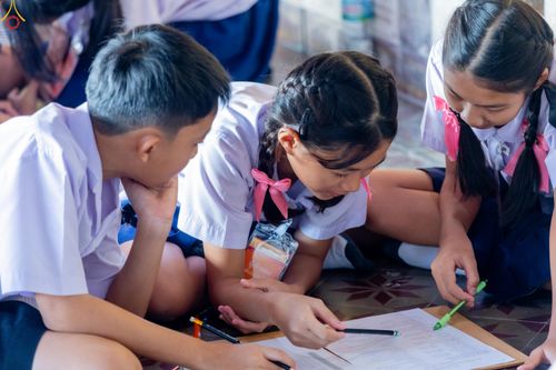 ภาพ No.288957:วันพุธที่ 17 ธันวาคม พ.ศ.2568 กิจกรรมเยาวชนไทยรวมใจทำความดี "เด็กดีมหานคร ต้นแบบด้านศีลธรรม" แข่งขันสอบตอบปัญหาศีลธรรมในพระพุทธศาสนา ครั้งที่ 7 และวันรวมพลังเด็กดี V-Star ประจำปี 2568 ณ วัดมหาธาตุยุวราชรังสฤษฎิ์ราชวรมหาวิหาร กรุงเทพมหานคร