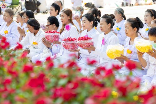 ภาพ No.304094:วันที่ 25 มกราคม พ.ศ. 2569 พิธีต้อนรับพระธรรมยาตรา  รร.สามัคคีราษฏร์บำรุง-วัดพระธรรมกาย ในโครงการธรรมยาตรา กตัญญูบูชา มหาปูชนียาจารย์ พระมงคลเทพมุนี(สด จนฺทสโร) พระผู้ปราบมาร อนุสรณ์สถาน 7 แห่ง ปีที่ 14