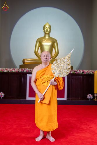 ภาพ No.332409:วันเสาร์ที่ 6 มิถุนายน พ.ศ.2569 พิธีต้อนรับสัญญาบัตร พัดยศ พระราชภาวนาวชิรวิเทศ วิ. ณ อุโบสถพระไตรปิฏก วัดพระธรรมกาย