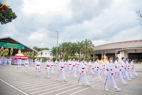 ภาพ No.89130:พิธีอัญเชิญรูปหล่อทองคำ  คุณยายอาจารย์มหารัตนอุบาสิกาจันทร์ ขนนกยูง เพื่อประดิษฐาน ณ มหาวิหารคุณยายอาจารย์ฯ เนื่องในวันครูผู้ค้นพบวิชชาธรรมกาย วันศุกร์ที่ 29 กันยายน พ.ศ. 2566