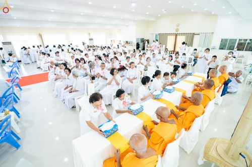 ภาพ No.336205:วันที่ 20 มิถุนายน พ.ศ.2569 พิธีทอดผ้าป่า ส่งเสริมงานพระพุทธศาสนา , พิธีเจริญพระพุทธมนต์เนื่องในวาระครบรอบ 14 ปี ธรรมอุทยานบ้านแป้ง อ.พรหมบุรี จ.สิงห์บุรี