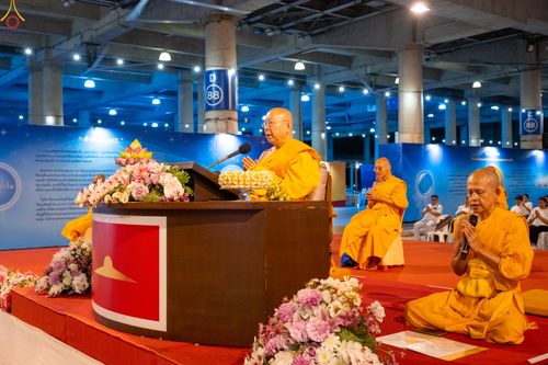ภาพ No.337543:วันจันทร์ที่ 29 มิถุนายน พ.ศ.2569 (วันพระขึ้น 15 ค่ำ เดือน 8) พิธีบุพเปตพลี ครั้งที่ 184 ณ หอฉันคุณยายอาจารย์ฯ  พิธีสวดธัมมจักกัปปวัตนสูตร ครบ 8,495,000,000 จบ ณ มหาวิหารคด วัดพระธรรมกาย