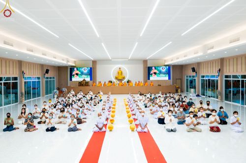 ภาพ No.65637:พิธีปลงผม และพิธีขอขมามอบผ้าไตร นาคธรรมทายาท ในโครงการอุปสมบทบูชาธรรม มหาปูชนียาจารย์ประจำปี 2565 ณ ศูนย์ปฏิบัติธรรมภาคใต้ บางกล่ำ จ.สงขลา วันที่ 19 พฤศจิกายน พ.ศ. 2565