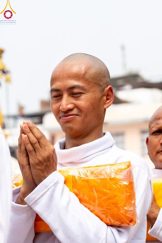 ภาพ No.313515:วันพฤหัสบดีที่ 12 มีนาคม พ.ศ. 2569 ขบวนแห่นาคธรรมทายาทในโครงการบรรพชาสามเณร 500 รูป  จาก นาคบาฮาล (Nagbahal) สู่จัตุรัสปาทัน (Patan Durbar Square) ประเทศเนปาล