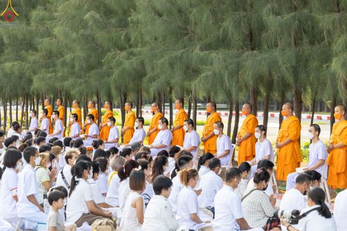 ภาพ No.82580:พิธีตัดปอยผมและปลงผมนาคธรรมทายาท ในโครงการอุปสมบทหมู่ธรรมทายาทพุทธศาสตร์สากล รุ่นที่ 7 (ภาคฤดูฝน) วันอาทิตย์ที่ 11 มิถุนายน พ.ศ. 2566 ณ  วัดพระธรรมกาย