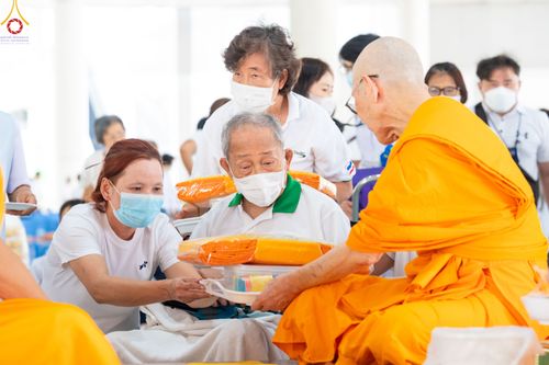 ภาพ No.78111:พิธีบุพเปตพลี ครั้งที่ 132 เพื่ออุทิศบุญกุศลแด่บรรพบุรุษผู้ล่วงลับ วันที่ 21 มีนาคม พ.ศ. 2566 ณ วัดพระธรรมกาย