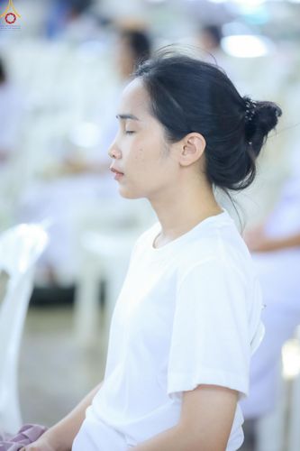 ภาพ No.345537:วันพฤหัสบดีที่ 27 สิงหาคม พ.ศ.2569 พิธีภาคสาย ปฏิบัติธรรมร่วมกัน เนื่องในวันธรรมชัย ณ สภาธรรมกายสากล วัดพระธรรมกาย