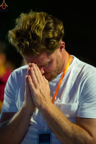 ภาพ No.82067:พิธีจุดวิสาขประทีป 22,000 ดวงและโคมลอย 3,000 ดวง ( Festival  lampion Vesak Indonesia) ณ มหาเจดียบรมพุทโธ อินโดนีเซีย  วันอาทิตย์ที่ 4 มิ.ย. พ.ศ.2566