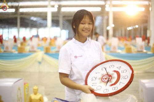 ภาพ No.61462:V.36 ทุ่มเทเพื่อพ่อ 80 ปี ภาพการเตรียมงานของหน่วยงานต่างๆ เพื่อพิธีฉลองอายุวัฒนมงคล 80 ปี หลวงพ่อธัมมชโย และรับถวายมหาสังฆทาน 10,000 กว่าวัดทั่วประเทศ ในวันคุ้มครองโลก จันทร์ที่ 22 เมษายน พ.ศ.2567