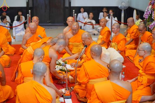 ภาพ No.136395:พิธีอุปสมบทสามเณรเตรียมสถาบันธรรมชัย รุ่นที่ 21 ณ โบสถ์พระไตรปิฏก วัดพระธรรมกาย วันเสาร์ที่ 4 พฤษภาคม พ.ศ.2567