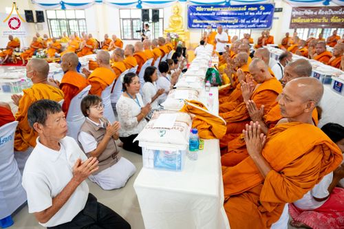 ภาพ No.208576:พิธีถวายสังฆทานแด่คณะสงฆ์ 323 วัด ปีที่ 21 ครั้งที่ 174 พิธีมอบกองทุนหนุนแรงใจช่วยครูใต้ ปีที่ 18 ครั้งที่ 138 และพิธีทำบุญอุทิศส่วนกุศลให้ผู้วายชนม์ ณ วัดบุณณาราม(วัดโคกงู) จ.นราธิวาส วันเสาร์ที่ 15 กุมภาพันธ์ พ.ศ.2568