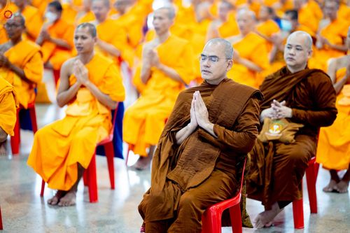 ภาพ No.227990:วันอาทิตย์ที่ 1 มิถุนายน พ.ศ. 2568 พิธีตักบาตร , พิธีบูชาข้าวพระ ณ วัดพระธรรมกาย จ.ปทุมธานี