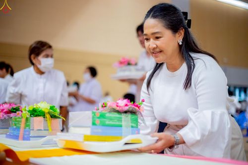 ภาพ No.225466:วันอาทิตย์ที่ 18 พฤษภาคม พ.ศ. 2568 พิธีร่วมบุญการศึกษา พระภิกษุ สามเณร ณ ห้องแก้วสารพัดนึก 2 วัดพระธรรมกาย