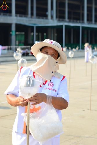 ภาพ No.125484:V.27 มาฆะ สาธุ  การรับบุญเตรียมงาน ปฎิบัติงาน เก็บงาน ของเจ้าหน้าที่หน่วยงานต่างๆ เพื่อวันมาฆบูชา วันเสาร์ที่ 24 กุมภาพันธ์  พ.ศ. 2567 ณ วัดพระธรรมกาย จ.ปทุมธานี