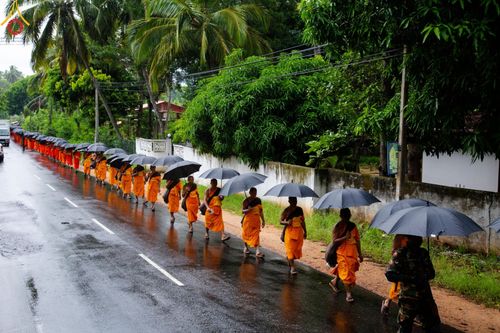 ภาพ No.139979:PhotoStory มหาศรัทธา ธรรมยาตราศรีลังกา EP.2 พิธีเปิดโครงการสยาม-ลังกา ธรรมยาตรา ฉลองเทศกาลวิสาขบูชาแห่งชาติ ศรีลังกา บูชาธรรม 80 ปีหลวงพ่อธัมมชโย เมื่อวันที่ 17 พฤษภาคม พ.ศ. 2567