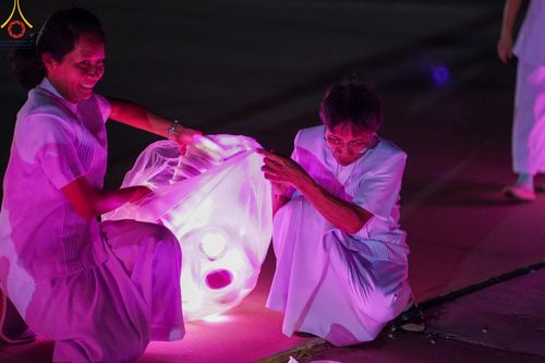 ภาพ No.150702:V.44 เพื่อพ่อ ภาพเตรียมงาน ปฎิบัติงาน ของเจ้าหน้าที่ อาสาสมัคร ทุกสถานะ เพื่อความสำเร็จ ในงานวันธรรมชัย วันอังคารที่ 27 สิงหาคม พ.ศ. 2567