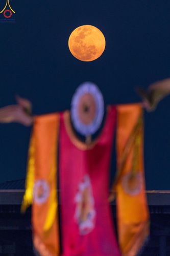 ภาพ No.124876:พิธีเวียนประทักษิณและจุดมาฆประทีป ในวันมาฆบูชา เสาร์ที่ 24 กุมภาพันธ์ พ.ศ. 2567 ณ พระมหาธรรมกายเจดีย์ วัดพระธรรมกาย