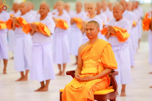 ภาพ No.180659:พิธีบรรพชาอุปสมบท โครงการอุปสมบทบูชาธรรมมหาปูชนียาจารย์ ประจำปีพุทธศักราช 2567 วันเสาร์ที่ 7 ธันวาคมพ.ศ. 2567 ณ วัดพระธรรมกาย จ.ปทุมธานี