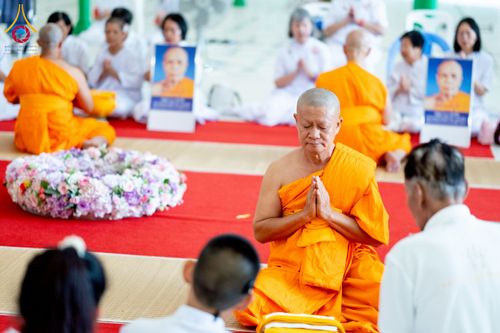 ภาพ No.256305:วันที่ 4 ตุลาคม พ.ศ. 2568 พิธีบรรพชาอุปสมบท  โครงการอุปสมบทหมู่บูชาธรรม 141 ปี  พระมงคลเทพมุนี (สด จนฺทสโร) ณ โบสถ์พระไตรปิฏก วัดพระธรรมกาย จ.ปทุมธานี