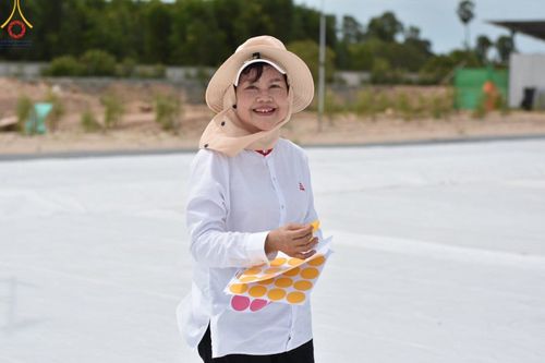 ภาพ No.211262:วันเสาร์ที่ 15 มีนาคม พ.ศ. 2568  การเตรียมงานของเจ้าหน้าที่ เพื่องานฉลองปทุมเจดีย์ ณ ศูนย์อบรมเยาวชนปัตตานี