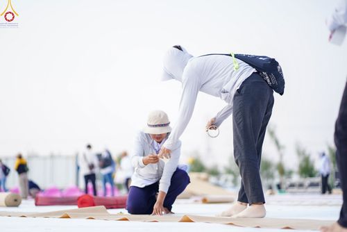 ภาพ No.117865:V.17 สำเร็จๆ การเตรียมงาน เก็บงาน การรับบุญของเจ้าหน้าที่หน่วยงานต่างๆ เพื่อโครงการธรรมยาตรา กตัญญูบูชามหาปูชนียาจารย์ พระมงคลเทพมุนี (สด จนฺทสโร) พระผู้ปราบมาร อนุสรณ์สถาน 7 แห่ง ปีที่ 12 ระหว่างวันที่ 2 - 31 มกราคม พ.ศ.2567