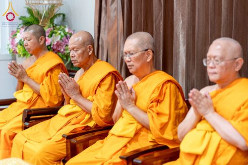 ภาพ No.238942:วันเสาร์ที่ 16 สิงหาคม พ.ศ. 2568 งานบุญประจำปี ครั้งที่ 20 พิธีทักษิณานุปทานแด่บรรพชน ตระกูลผ่องสวัสดิ์และหมู่ญาติที่ล่วงลับไปแล้ว ณ พระมหาเจดีย์ทัตตชีโว ศูนย์อบรมเยาวชนกาญจนบุรี