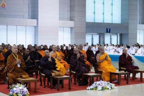 ภาพ No.311780:วันอังคารที่ 3 มีนาคม พ.ศ.2569 ปฏิบัติธรรมภาคสายวันมาฆบูชา พิธีถวายภัตตาหารเป็นสังฆทาน ณ สภาธรรมกายสากล วัดพระธรรมกาย