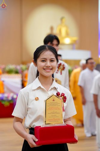 ภาพ No.311889:วันอังคารที่ 3 มีนาคม พ.ศ.2569 พิธีมอบโล่วัชรเกียรติยศ โครงการตอบปัญหาธรรมะทางก้าวหน้า ครั่งที่ 43, พิธีมอบโล่วัชรเกียรติยศ โครงการสอบตอบปัญหาศีลธรรม เพื่อสันติภาพโลก (World-Pec) ครั้งที่ 19 ณ สภาธรรมกายสากล วัดพระธรรมกาย