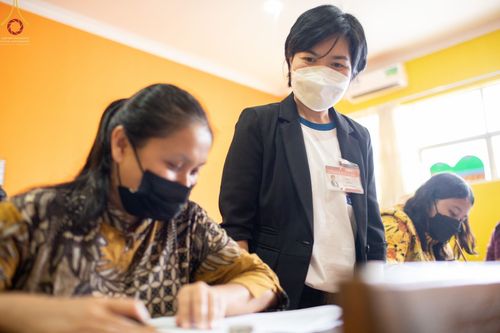 ภาพ No.65021:โครงการตอบปัญหาธรรมะทางก้าวหน้า IMEC (International Morals and Ethics Contest) ครั้งที่ 40 ในวันที่ 19  20 พฤศจิกายน พ.ศ. 2565 ณ สนามสอบโรงเรียน Sekolah Bodhi Dharma เขตบาตัม ประเทศอินโดนีเซีย