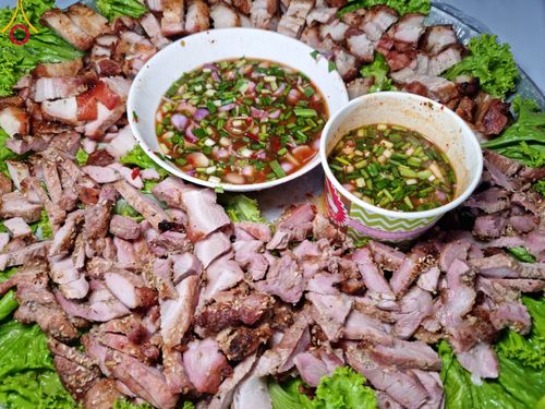 ภาพ No.109909:ถวายภัตตาหารเป็นสังฆทาน แด่คณะพระธรรมยาตราฯ ปีที่ 12 วันที่ 11 มกราคม พ.ศ. 2567 ณ อนุสรณ์สถานคลองบางนางแท่น  อ.สามพราน จ.นครปฐม