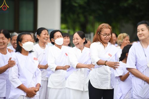 ภาพ No.153955:โครงการอบรมอุบาสก อุบาสิกาแก้ว รุ่นที่ 1 ตัวแทนทอดกฐินสามัคคีทั่วไทย 30,000 วัด บูชาธรรม 80 ปี หลวงพ่อธัมมชโย ระหว่างวันที่ 6-8 กันยายน พ.ศ. 2567 ณ ศูนย์ปฏิบัติธรรมสระบุรี อ.พระพุทธบาท จ.สระบุรี