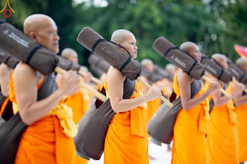 ภาพ No.186948:พระธรรมยาตราปฏิบัติธรรม และถ่ายภาพหมู่ประวัติศาสตร์ ปีที่ 13 ณ ลานทิศตะวันออก มหาวิหารพระมงคลเทพมุนี วัดพระธรรมกาย จ.ปทุมธานี วันเสาร์ที่ 28 ธันวาคม พ.ศ. 2567