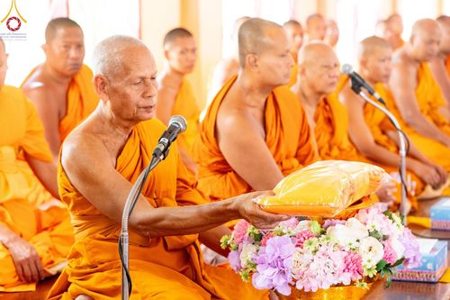 ภาพ No.200403:พิธีทอดผ้าป่าทำนุบำรุงศาสนสถาน ณ วัดผาสุการาม ตำบลบางไทรป่า อำเภอบางเลน จังหวัดนครปฐม ในโครงการธรรมยาตรา กตัญญูบูชา มหาปูชนียาจารย์ พระมงคลเทพมุนี(สด จนฺทสโร) พระผู้ปราบมาร อนุสรณ์สถาน 7 แห่ง ปีที่ 13 วันที่ 22 มกราคม พ.ศ. 2568