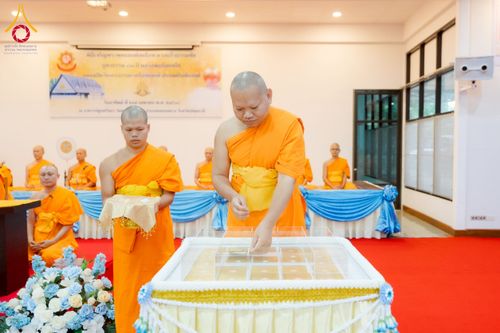 ภาพ No.221398:วันอาทิตย์ที่ 27 เมษายน พ.ศ. 2568 พิธีเจริญพระพุทธมนต์สมโภชดวงแก้วธรรมชัย เนื่องในโอกาสบูชาธรรม 81 ปีหลวงพ่อธัมมชโย อัญเชิญประดิษฐานเนื่องในโอกาสสถาปนาวัดพระธรรมกายไอซ์แลนด์ ณ อาคารปลูกศรัทธา 1 วัดพระธรรมกาย อำเภอคลองหลวง จังหวัดปทุมธานี