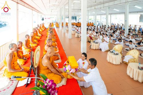 ภาพ No.199910:พิธีทอดผ้าป่าทำนุบำรุงศาสนสถาน ณ วัดบางช้างใต้ ตำบลบางช้าง อำเภอสามพราน จังหวัดนครปฐม ในโครงการธรรมยาตรา กตัญญูบูชา มหาปูชนียาจารย์ พระมงคลเทพมุนี(สด จนฺทสโร) พระผู้ปราบมาร อนุสรณ์สถาน 7 แห่ง ปีที่ 13 วันที่ 22 มกราคม พ.ศ. 2568