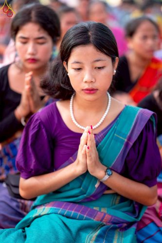 ภาพ No.261660:วันที่ 19 ตุลาคม พ.ศ. 2568 พิธีทอดกฐินสมทบ วัดกัลยาณมิตรต่างประเทศ บูชาธรรม 81 ปี หลวงพ่อธัมมชโย ณ วัดสารนาถ เมืองคาร์การชารี ประเทศบังกลาเทศ 