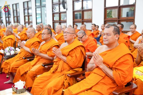 ภาพ No.315165:วันจันทร์ที่ 23 มีนาคม พ.ศ. 2569 พิธีบำเพ็ญกุศล คุณพ่อณรงค์ จินตมากุล  สิริอายุ 99 ปี 11 เดือน โยมบิดา พระครูปลัดรัตนวีรวัฒน์ (รังสฤษดิ์ อิทฺธิจินตโก) ที่ปรึกษาเจ้าคณะจังหวัดปทุมธานี เจ้าอาวาสวัดพระธรรมกาย  ณ ห้องปลูกศรัทธา 2 วัดพระธรรมกาย ปทุมธานี