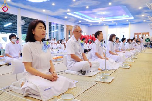 ภาพ No.113652:พิธีถวายภัตตาหารเป็นสังฆทาน แด่คณะพระธรรมยาตรา ปีที่ 12 วันที่ 17 มกราคม พ.ศ. 2567 ณ วัดโบสถ์(บน) บางคูเวียง จ.นนทบุรี