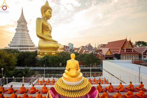 ภาพ No.119186:พิธีจุดประทีปถวายเป็นพุทธบูชา และบูชาธรรมมหาปูชนียาจารย์ พระมงคลเทพมุนี(สด จนฺทสโร) ในโครงการธรรมยาตราฯ วันที่ 26 มกราคม พ.ศ. 2567 ณ อาคารธรรมยาตรา กตัญญูบูชามหาปูชนียาจารย์ ตรงข้ามวัดปากน้ำภาษีเจริญ จ.กรุงเทพมหานคร