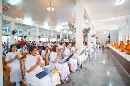 ภาพ No.204657:พิธีทอดผ้าป่าทำนุบำรุงศาสนสถาน ณ วัดเกิดการอุดม ตำบลคลองสาม อำเภอคลองหลวง จังหวัดปทุมธานี ในโครงการธรรมยาตรา กตัญญูบูชา มหาปูชนียาจารย์ พระมงคลเทพมุนี(สด จนฺทสโร) พระผู้ปราบมาร อนุสรณ์สถาน 7 แห่ง ปีที่ 13 วันที่ 30 มกราคม พ.ศ. 2568