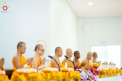 ภาพ No.238561:วันอาทิตย์ที่ 17 สิงหาคม พ.ศ. 2568 พิธีทอดผ้าป่าบำรุงศูนย์อบรมเยาวชนนครปฐม ครบรอบ 14 ปี และพิธีปลูกต้นไม้รอบสระเศรษฐี ณ ศูนย์อบรมเยาวชนนครปฐม