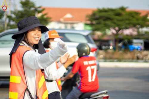 ภาพ No.121794:V.22 ต่อไป การเตรียมงาน เก็บงาน การรับบุญของเจ้าหน้าที่หน่วยงานต่างๆ เพื่อโครงการธรรมยาตรา กตัญญูบูชา มหาปูชนียาจารย์ พระมงคลเทพมุนี (สด จนฺทสโร) พระผู้ปราบมาร อนุสรณ์สถาน 7 แห่ง ปีที่ 12 ระหว่างวันที่ 2 - 31 มกราคม พ.ศ.2567