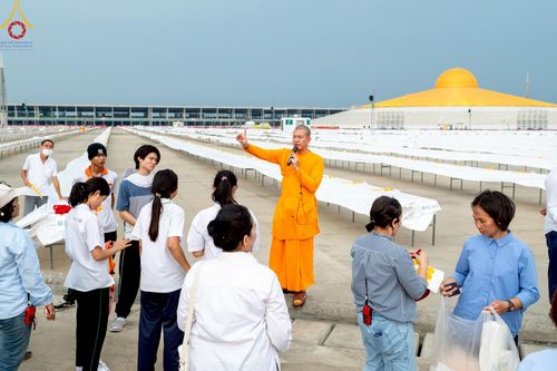 ภาพ No.218405:วันที่ 14-15 เมษายน พ.ศ. 2568 การเตรียมงานเครื่องเสียง , การเตรียมงานติดผ้ารับประเคน , การเตรียมงานเครื่องนอนพระสังฆาธิการ , การเตรียมงานจุดนั่งสาธุชน , การเตรียมงานถุงน้ำถ่วงน้ำหนักโต๊ะ , การเตรียมงานภาชนะฉันภัตตาหาร เพื่องานวันคุ้มครองโลก 22 เมษายน พ.ศ