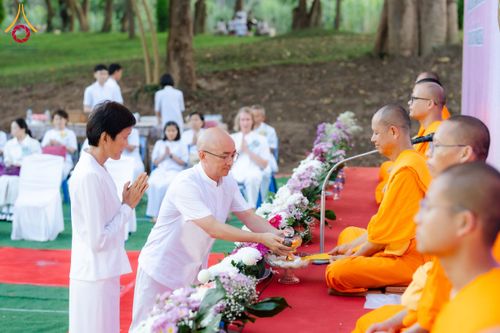 ภาพ No.174739:พิธีทอดกฐิน ศูนย์ปฏิบัติธรรมนานาชาติปาย อำเภอปาย จังหวัดแม่ฮ่องสอน พิธีวางดวงแก้ว โปรยรัตนชาติ สถาปนาอาคารปฏิบัติธรรม 80 ปี ครูบาไชยบูลย์ (หลวงพ่อธัมมชโย) วันที่ 27 ตุลาคม พ.ศ. 2567