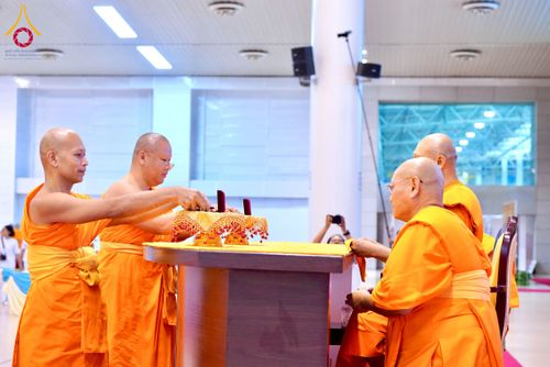 ภาพ No.259850:วันอาทิตย์ที่ 5 ตุลาคม พ.ศ. 2568 สัมมนาพิเศษ "จากกฐินวัดพระธรรมกาย สู่กฐินทั่วไทย 30,000 วัด" ณ สภาธรรมกายสากล วัดพระธรรมกาย