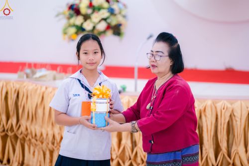 ภาพ No.104603:วันรวมพลังเด็กดี V-Star ผู้นำฟื้นฟูศีลธรรมโลก จังหวัดปราจีนบุรี ณ ธุดงคสถานปราจีนบุรี วันที่ 24 ธันวาคม พ.ศ. 2566