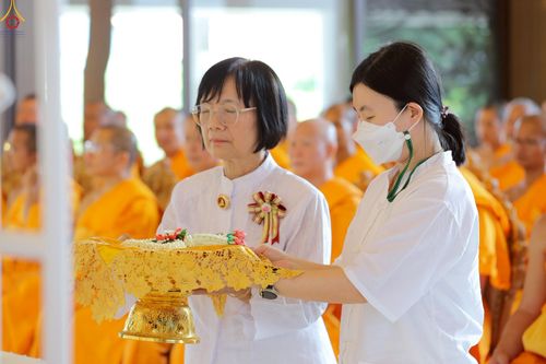 ภาพ No.249206:วันที่ 20 กันยายน พ.ศ. 2568 พิธีประดิษฐานรูปหล่อหลวงปู่วัดปากน้ำ ภาษีเจริญ ณ วิหารพระมงคลเทพมุนี (สด จนฺทสโร) ศูนย์ปฏิบัติธรรมภูเก็ต จ.ภูเก็ต