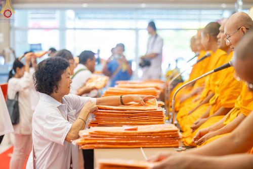 ภาพ No.148609:พิธีบุพเปตพลี, พิธีทอดผ้าป่า, พิธีไถ่ชีวิตโค 80 ตัว ให้ชีวิตสัตว์เป็นทาน ณ ศูนย์ปฎิบัติธรรมภาคใต้ อ.บางกล่ำ จ.สงขลา วันเสาร์ที่ 10 สิงหาคม พ.ศ. 2567