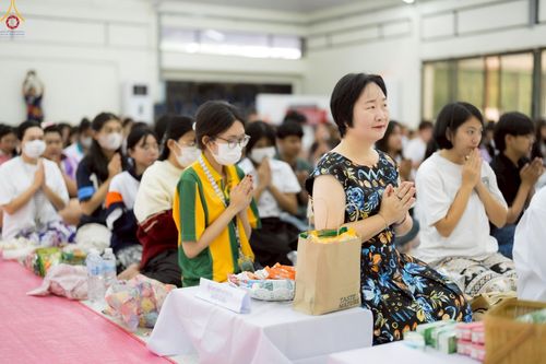 ภาพ No.243082:วันพฤหัสบดีที่ 4 กันยายน พ.ศ. 2568 เวลา 07.00-08.15 น. มหาวิทยาลัยเกษตรศาสตร์ กำแพงแสน ร่วมทำบุญตักบาตร Freshy KU85 พระสงฆ์ 85 รูป